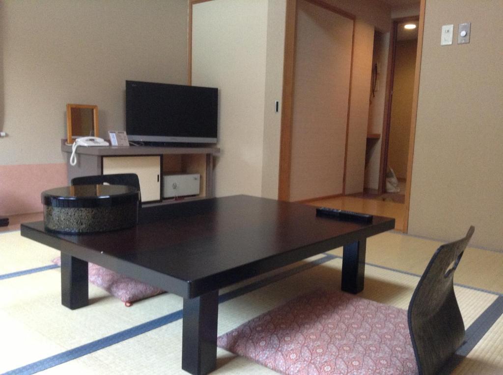 Bergtour Marukita Hotell Hakuba Eksteriør bilde