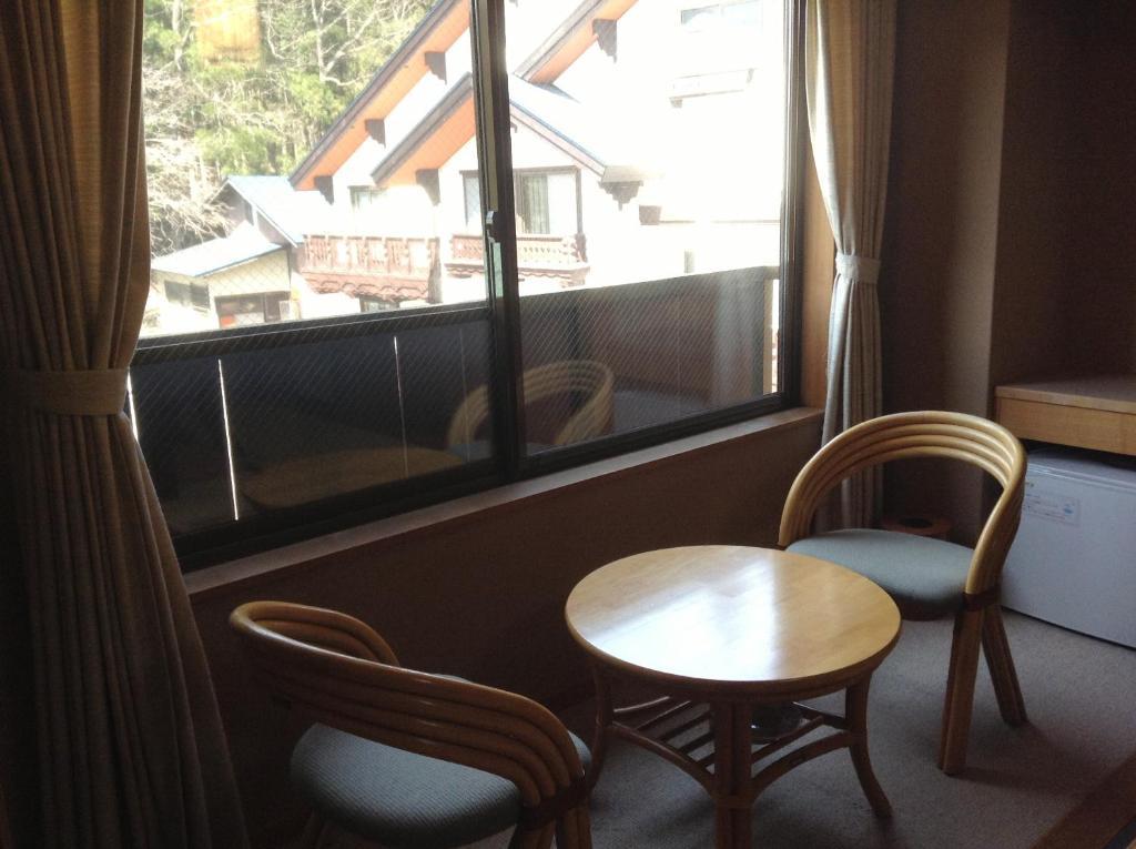 Bergtour Marukita Hotell Hakuba Eksteriør bilde
